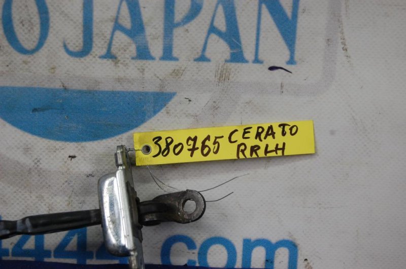 Ограничитель двери задний левый CERATO LD 04-08 Ограничитель двери задний левый CERATO LD 04-08