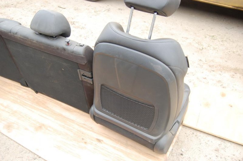 Сиденья комплект VELOSTER 11-18