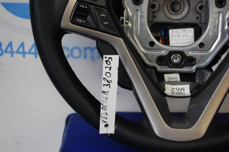 Руль HYUNDAI VELOSTER 11-18