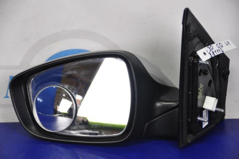 Запчасть зеркало левое HYUNDAI I30 GD 12-17 87610-A5230 Б/У Зеркало левое HYUNDAI I30 GD 12-17 87610-A5230 Б/У