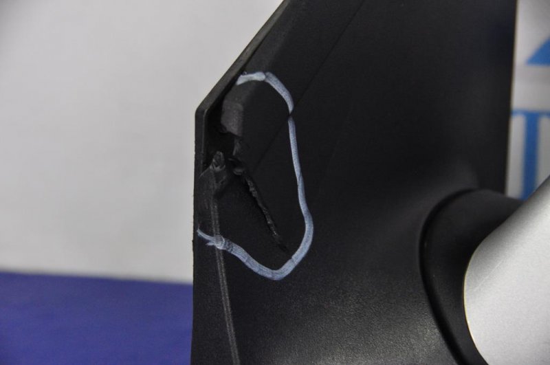 Зеркало левое HYUNDAI I30 GD 12-17 Зеркало левое HYUNDAI I30 GD 12-17