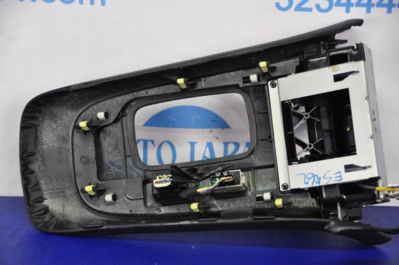 Накладка в салоне ES300 ES330 01-06