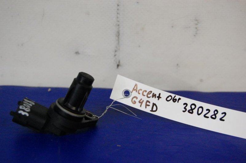 Датчик положения распредвала HYUNDAI ACCENT MC 06-10 39350-2B030 Б/У