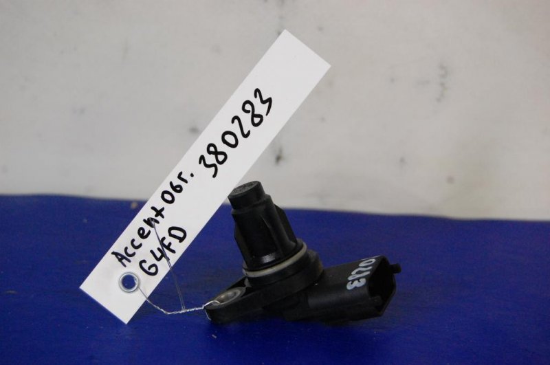 Датчик положения распредвала HYUNDAI ACCENT MC 06-10 39350-2B030 Б/У