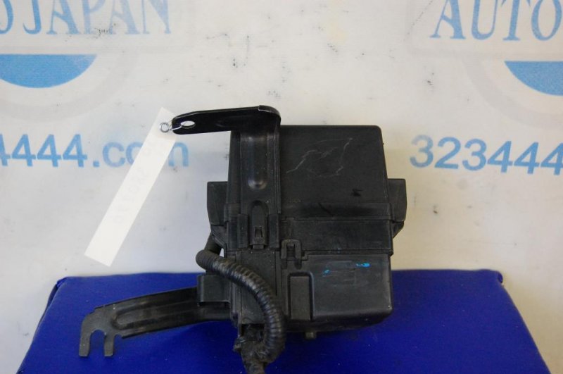 Блок предохранителей моторный отсек I30 GD 12-17