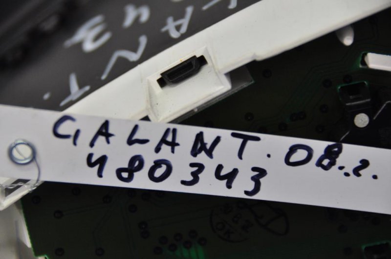 Панель приборов GALANT 03-12 Панель приборов GALANT 03-12