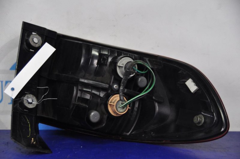 Фонарь наружный задний правый SUBARU TRIBECA B9 05-07 Фонарь наружный задний правый SUBARU TRIBECA B9 05-07