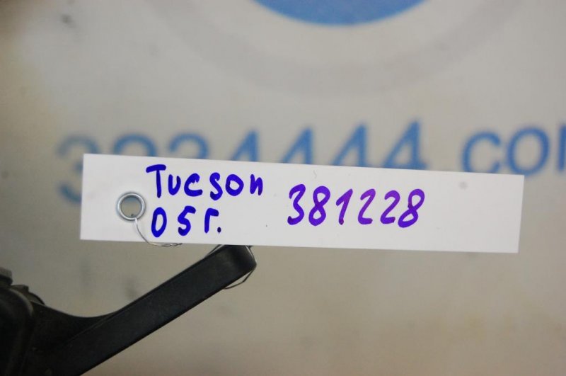 Блок предохранителей моторный отсек TUCSON 04-10 Блок предохранителей моторный отсек TUCSON 04-10