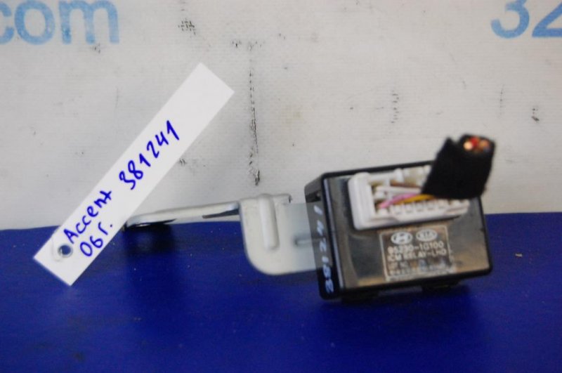 Реле HYUNDAI ACCENT MC 06-10 95230-1G100 Б/У