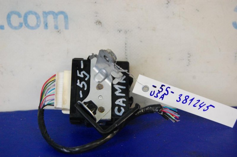 Блок управления корректора фар TOYOTA CAMRY 55 14-17