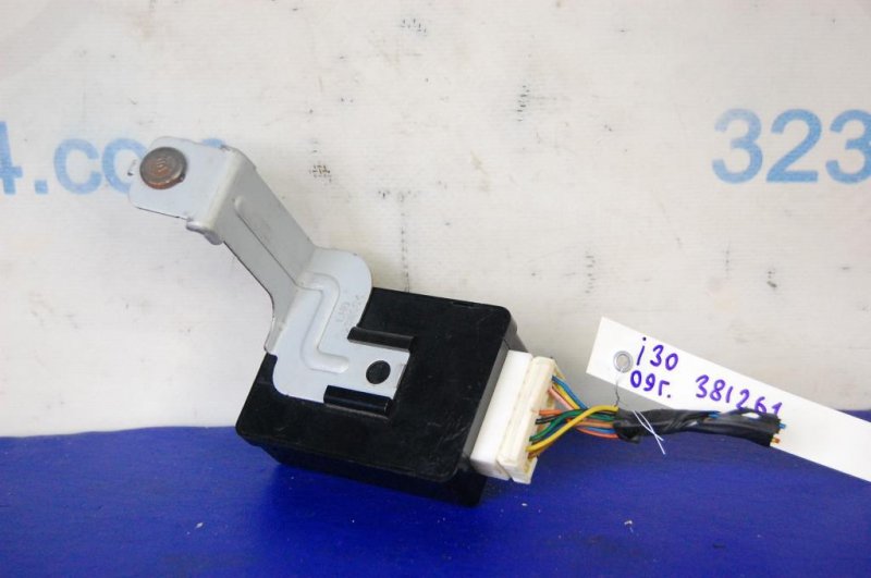 Блок управления центральным замком HYUNDAI I30 FD 07-12 Блок управления центральным замком HYUNDAI I30 FD 07-12