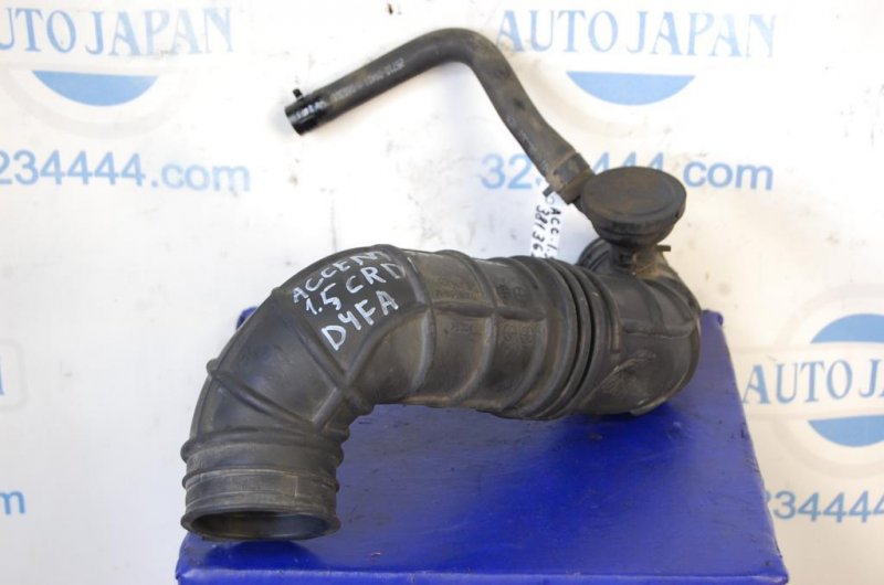 Патрубок воздушного фильтра HYUNDAI ACCENT MC 06-10 Б/У