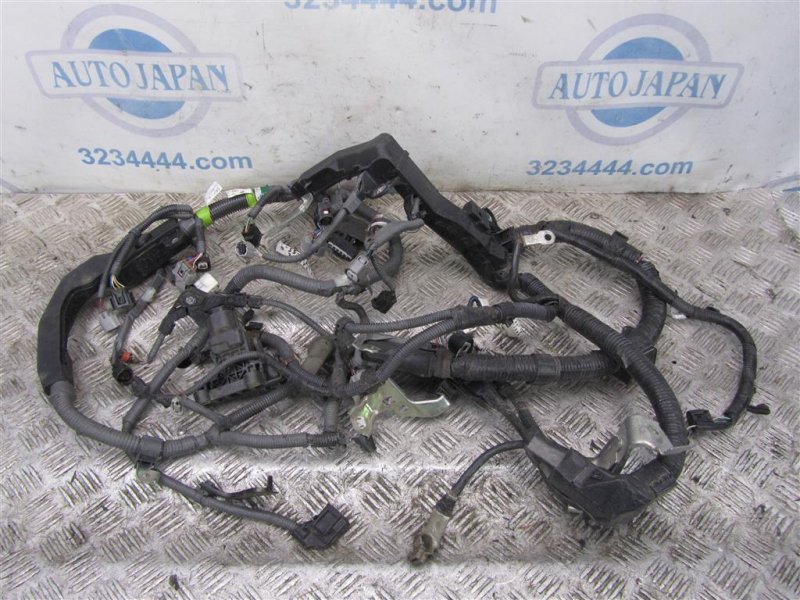 Проводка подкапотная TOYOTA CAMRY 55 14-17 82121-06D60 Б/У