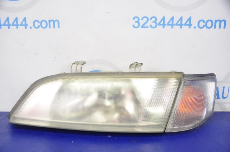 Фара передняя левая NISSAN PRIMERA P-10 90-96 Б/У