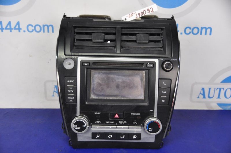 Запчасть магнитола TOYOTA CAMRY 50 12-15 Б/У Магнитола TOYOTA CAMRY 50 12-15 Б/У