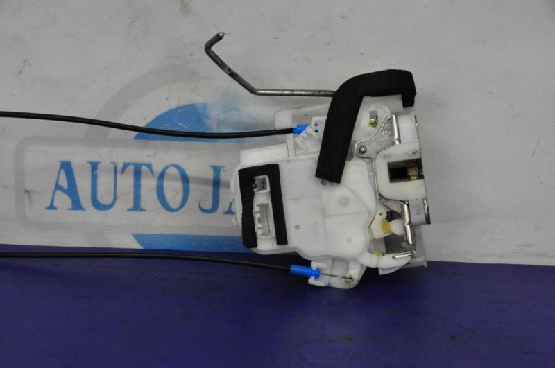 Замок двери передний правый SUBARU OUTBACK 09-14 BR 61032AJ00A Б/У