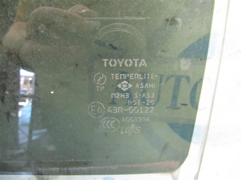 Стекло двери заднее левое TOYOTA PRIUS - 20 03-11 Стекло двери заднее левое TOYOTA PRIUS - 20 03-11