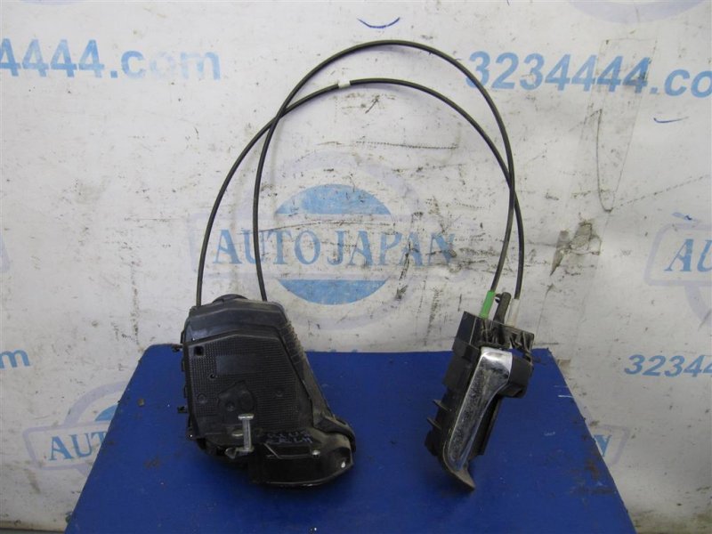 Запчасть замок двери задний левый TOYOTA PRIUS - 20 03-11 69060-47050 Б/У Замок двери задний левый TOYOTA PRIUS - 20 03-11 69060-47050 Б/У