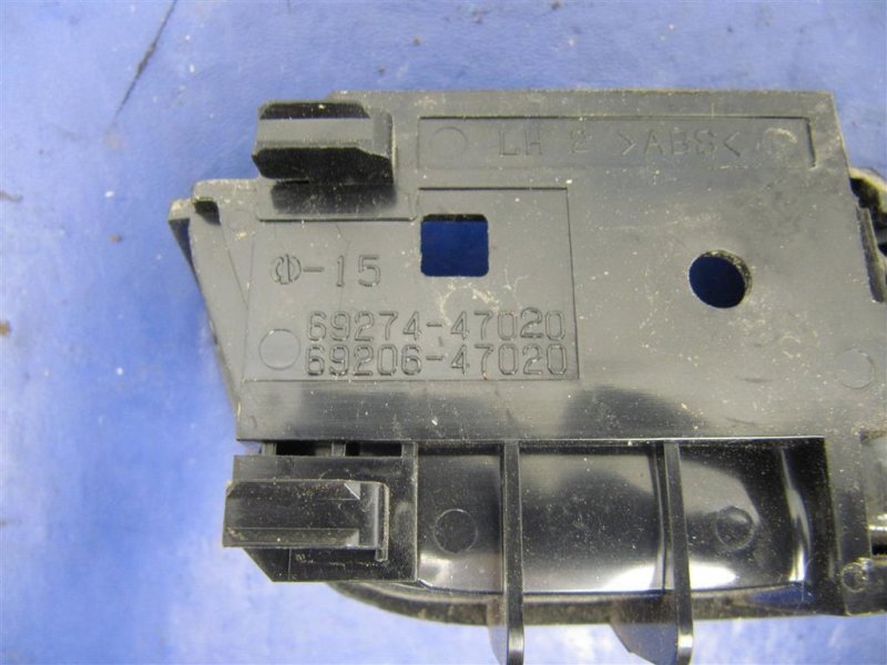 Замок двери задний левый PRIUS - 20 03-11 Замок двери задний левый PRIUS - 20 03-11