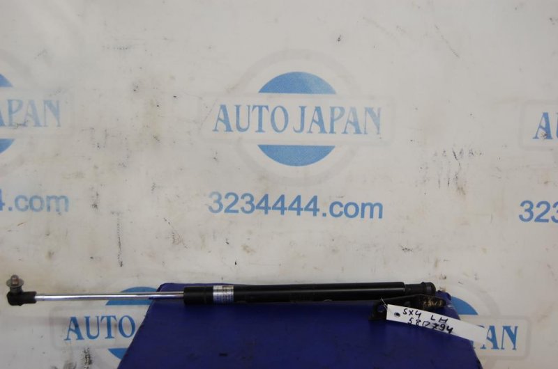 Амортизатор крышки багажника SUZUKI SX4 06-13 Б/У