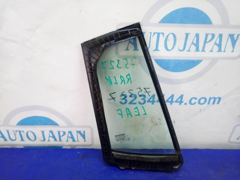 Стекло двери глухое заднее левое NISSAN LEAF 10-17 Стекло двери глухое заднее левое NISSAN LEAF 10-17