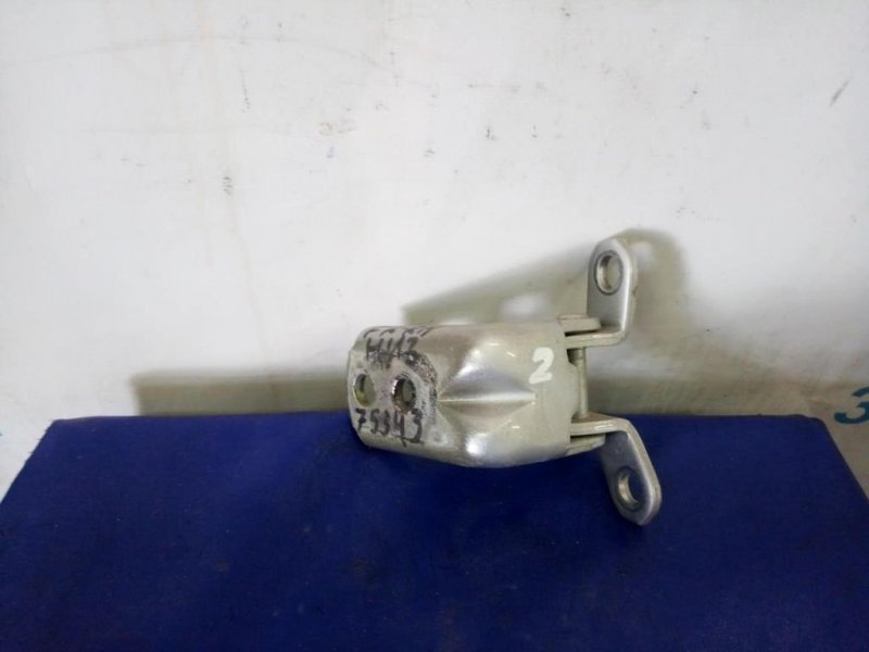 Петля двери нижняя передняя правая NISSAN LEAF 10-17 Б/У