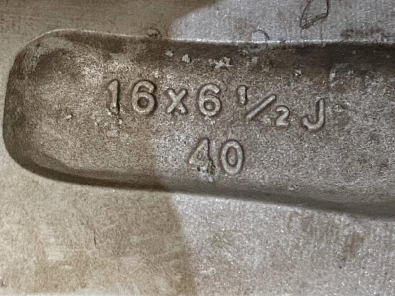 Диск R16 LEAF 10-17