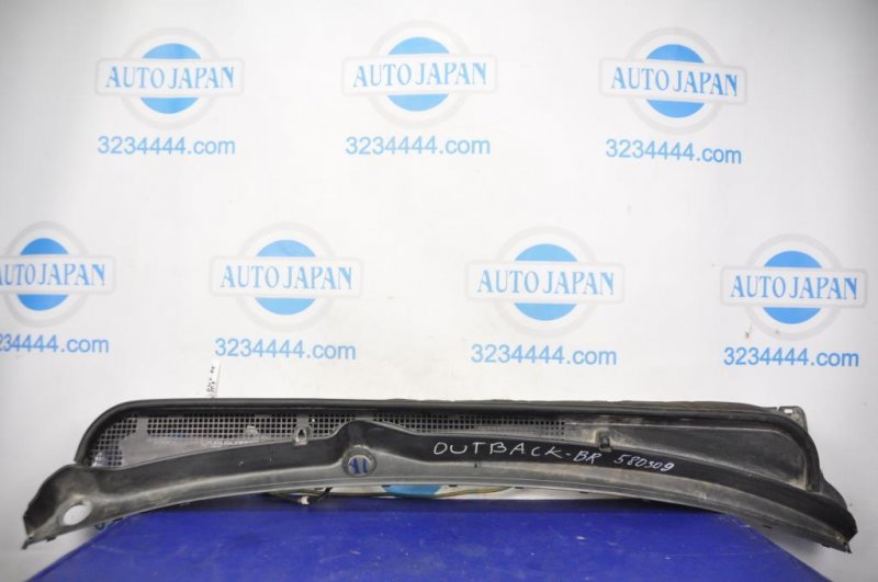 Пластик под лобовое стекло / Жабо SUBARU OUTBACK 09-14 BR Б/У