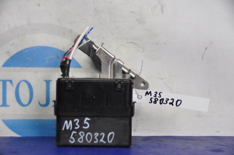 Реле INFINITI M25/M37/M56/Q70/M35H 10-16 Б/У