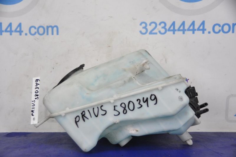 Бачок омывателя TOYOTA PRIUS - 20 03-11 8531547060 Б/У
