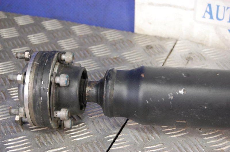 Карданный вал задний INFINITI M35/M45 04-10 Карданный вал задний INFINITI M35/M45 04-10