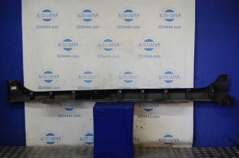 Накладка порога наружная правая CIVIC FC/FK 15-