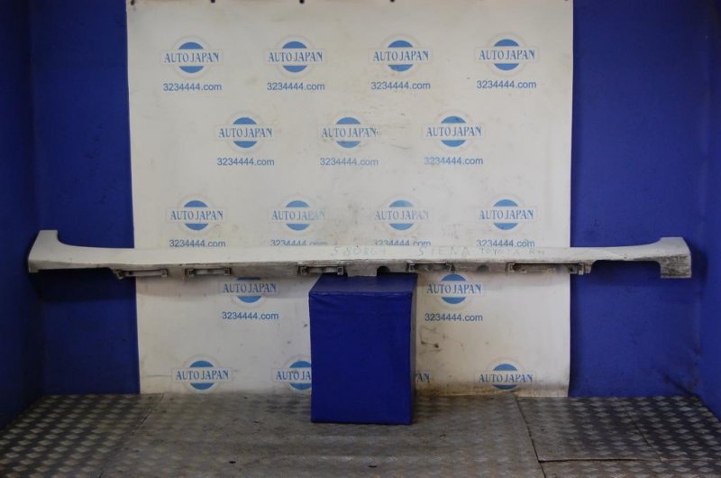 Запчасть накладка порога наружная правая TOYOTA SIENNA 11-16 75851-08020 Б/У Накладка порога наружная правая TOYOTA SIENNA 11-16 75851-08020 Б/У