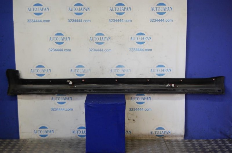 Накладка порога наружная правая SUBARU TRIBECA B9 05-07