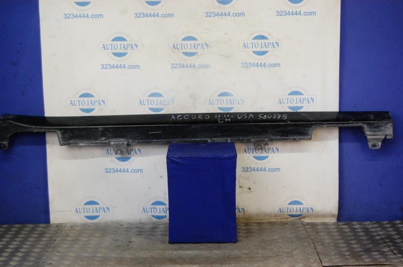 Накладка порога наружная левая HONDA ACCORD USA 03-07 71850-SDA-A01 Б/У