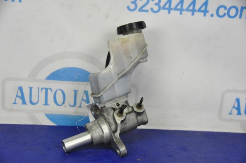 Главный тормозной цилиндр NISSAN ALTIMA L32 07-12 Б/У