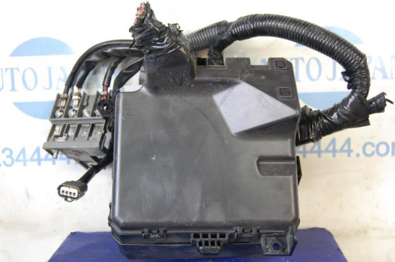 Блок предохранителей моторный отсек MITSUBISHI LANCER X 10 07-15