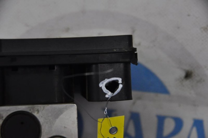 Блок ABS MURANO Z50 02-07