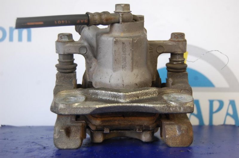 Суппорт тормозной задний левый TOYOTA CAMRY 50 12-15 47850-06110 Б/У