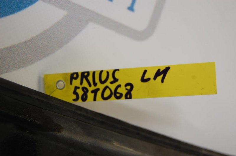 Пластик под лобовое стекло / Жабо TOYOTA PRIUS - 20 03-11