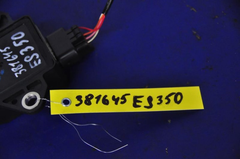 Датчик ESP LEXUS ES300 ES330 01-06