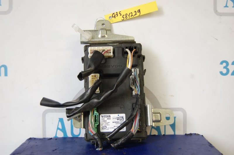 Блок комфорта INFINITI G25/G35/G37/Q40 06-14