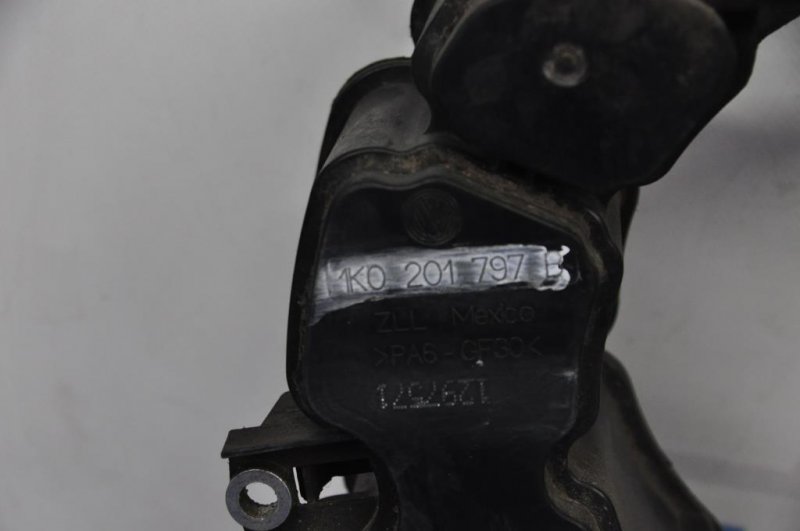 Абсорбер топливный JETTA USA 10-17 Абсорбер топливный JETTA USA 10-17