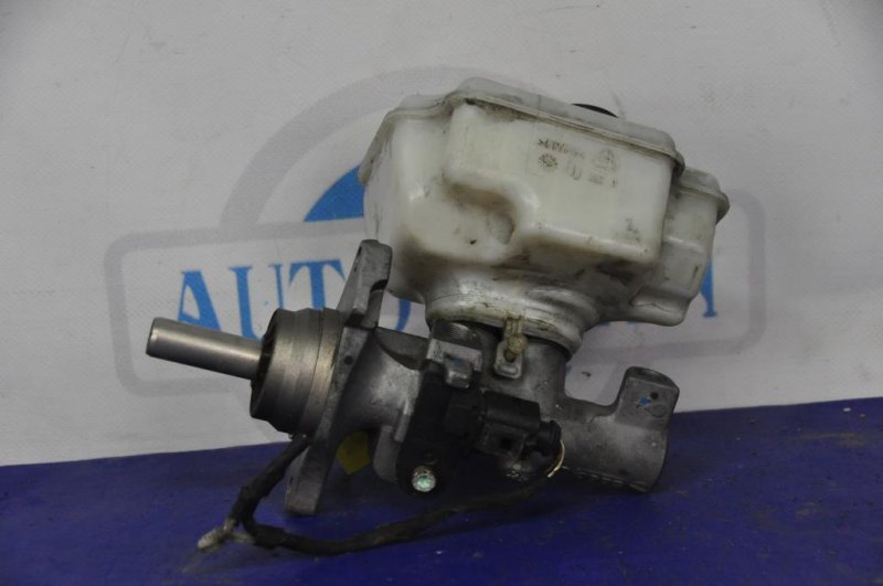 Главный тормозной цилиндр VOLKSWAGEN JETTA USA 10-17 1K1 614 019 M Б/У