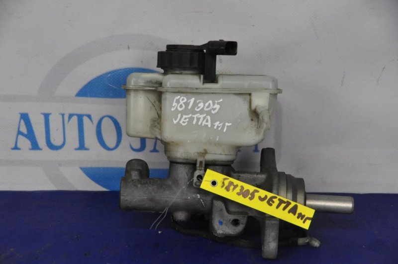 Главный тормозной цилиндр JETTA USA 10-17