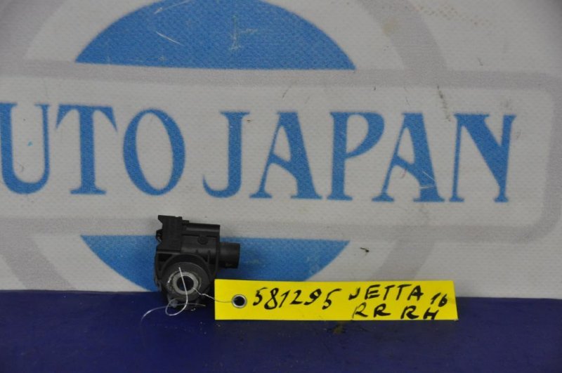 Датчик удара JETTA USA 10-17