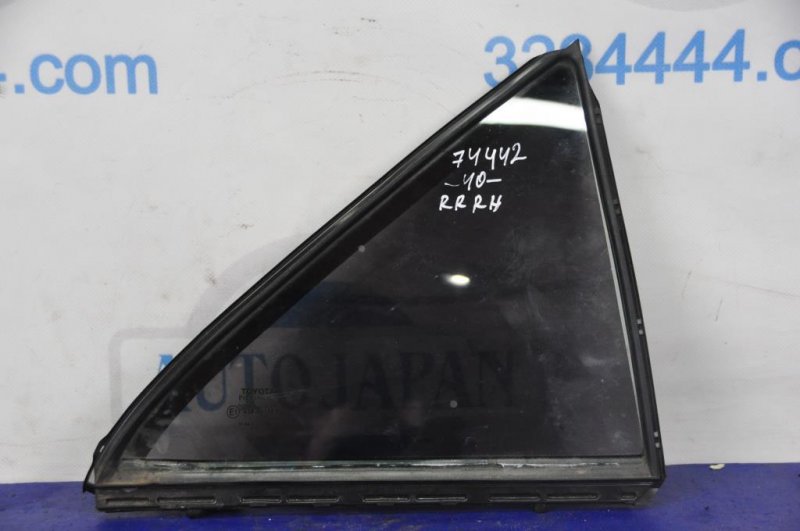 Стекло двери глухое заднее правое TOYOTA CAMRY 40 06-11 68123-33060 Б/У