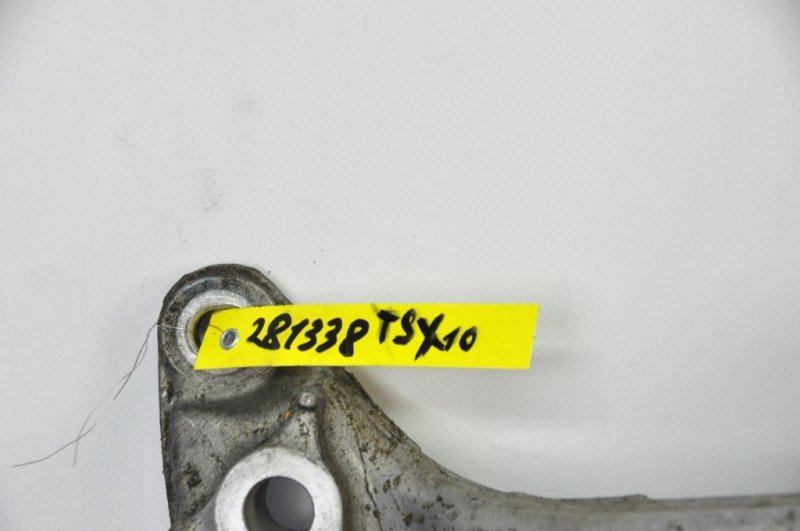 Крепление балки подвески HONDA ACCORD CU8 / TSX 08-14