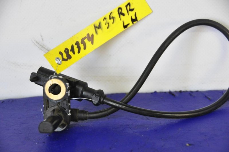 Датчик ABS задний INFINITI M35/M45 04-10 47900-EG000 Б/У