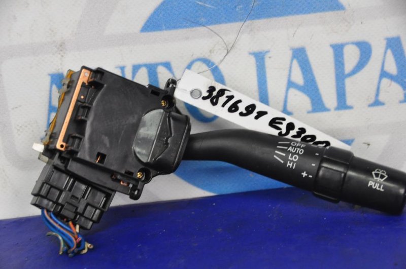 Запчасть подрулевой переключатель правый LEXUS ES300 ES330 01-06 17A164 LH 1 Б/У Подрулевой переключатель правый LEXUS ES300 ES330 01-06 17A164 LH 1 Б/У